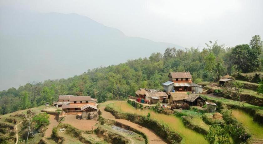 Hananoie - A Permaculture Resort Pokhara Buitenkant foto