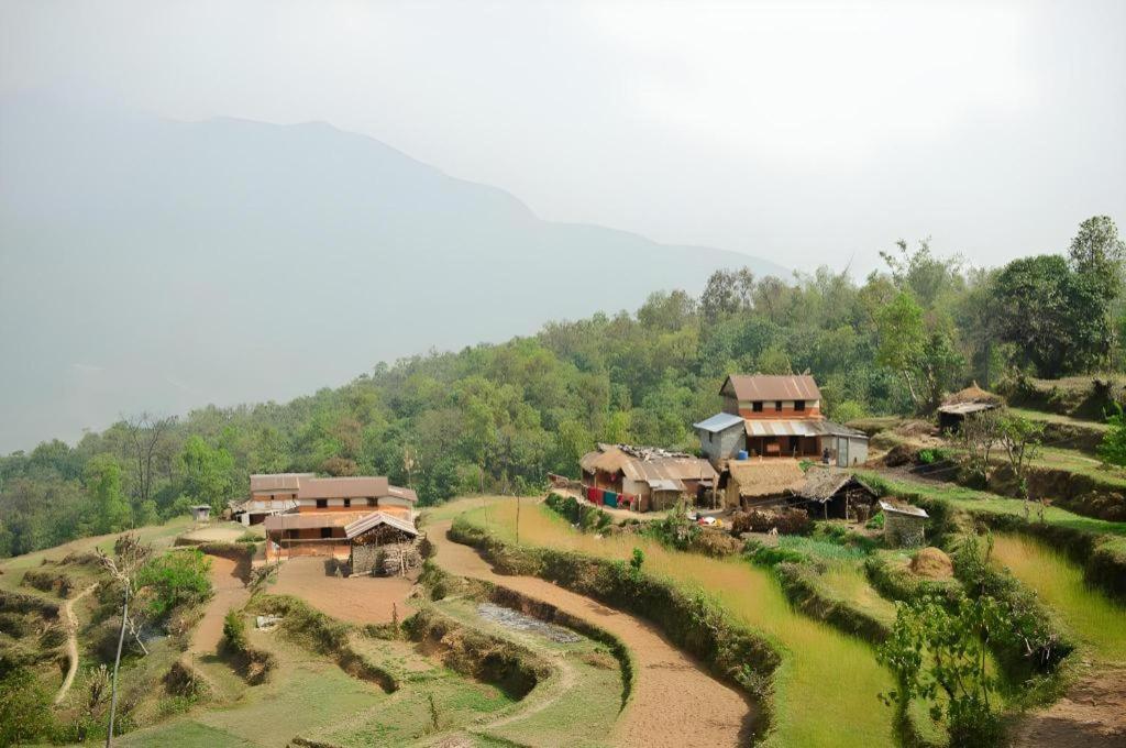Hananoie - A Permaculture Resort Pokhara Buitenkant foto